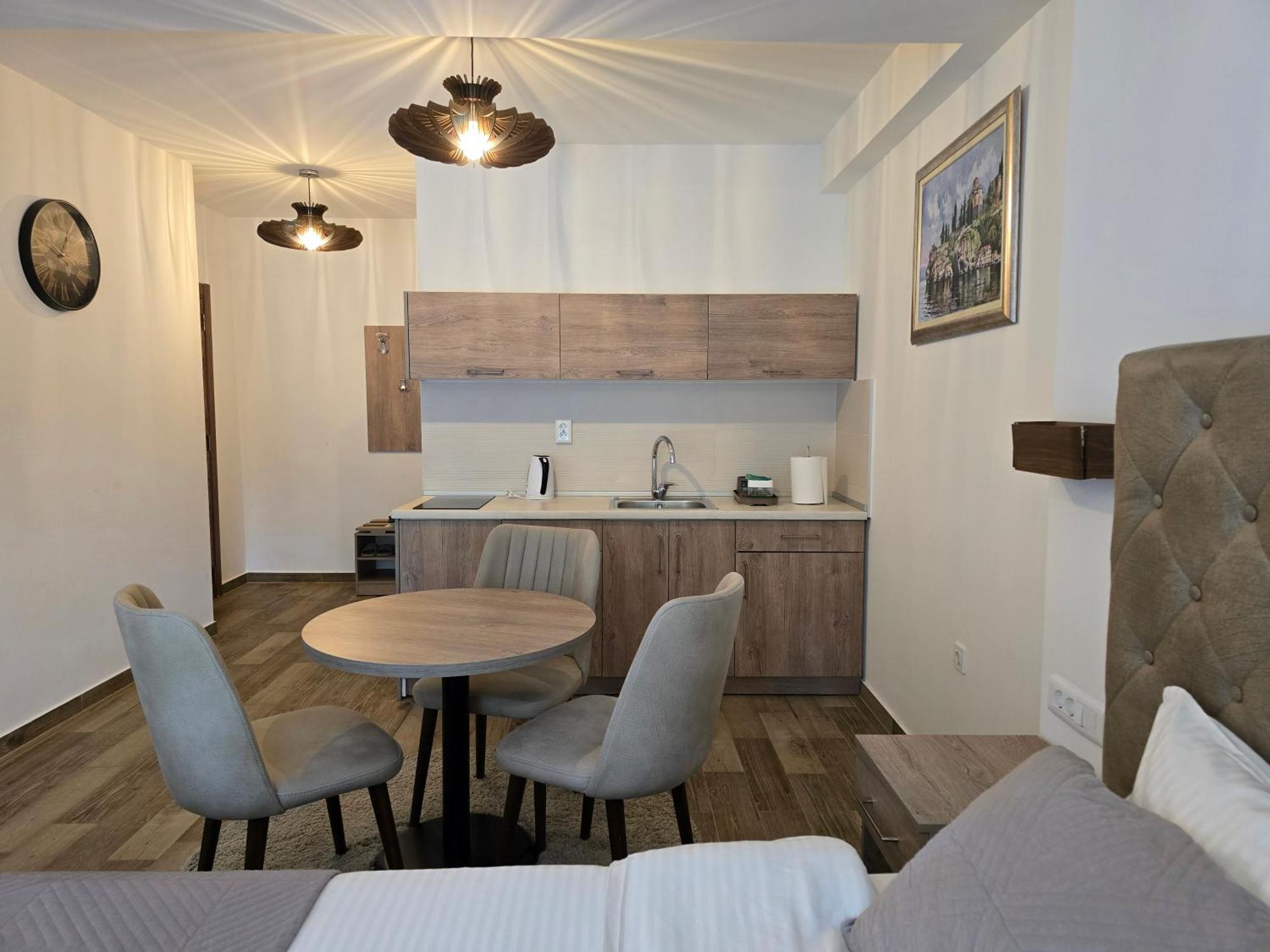 White Blue Ohrid - Luxury Apt, City Center, Private Parking, Balcony, Near Ohrid Lake Екстер'єр фото