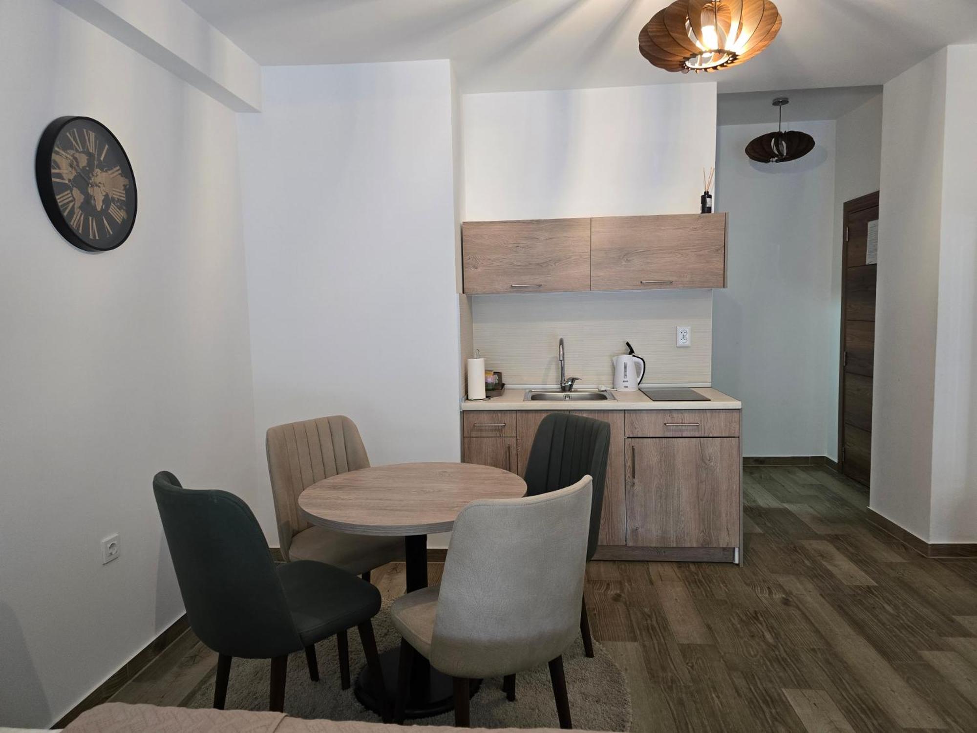 White Blue Ohrid - Luxury Apt, City Center, Private Parking, Balcony, Near Ohrid Lake Екстер'єр фото