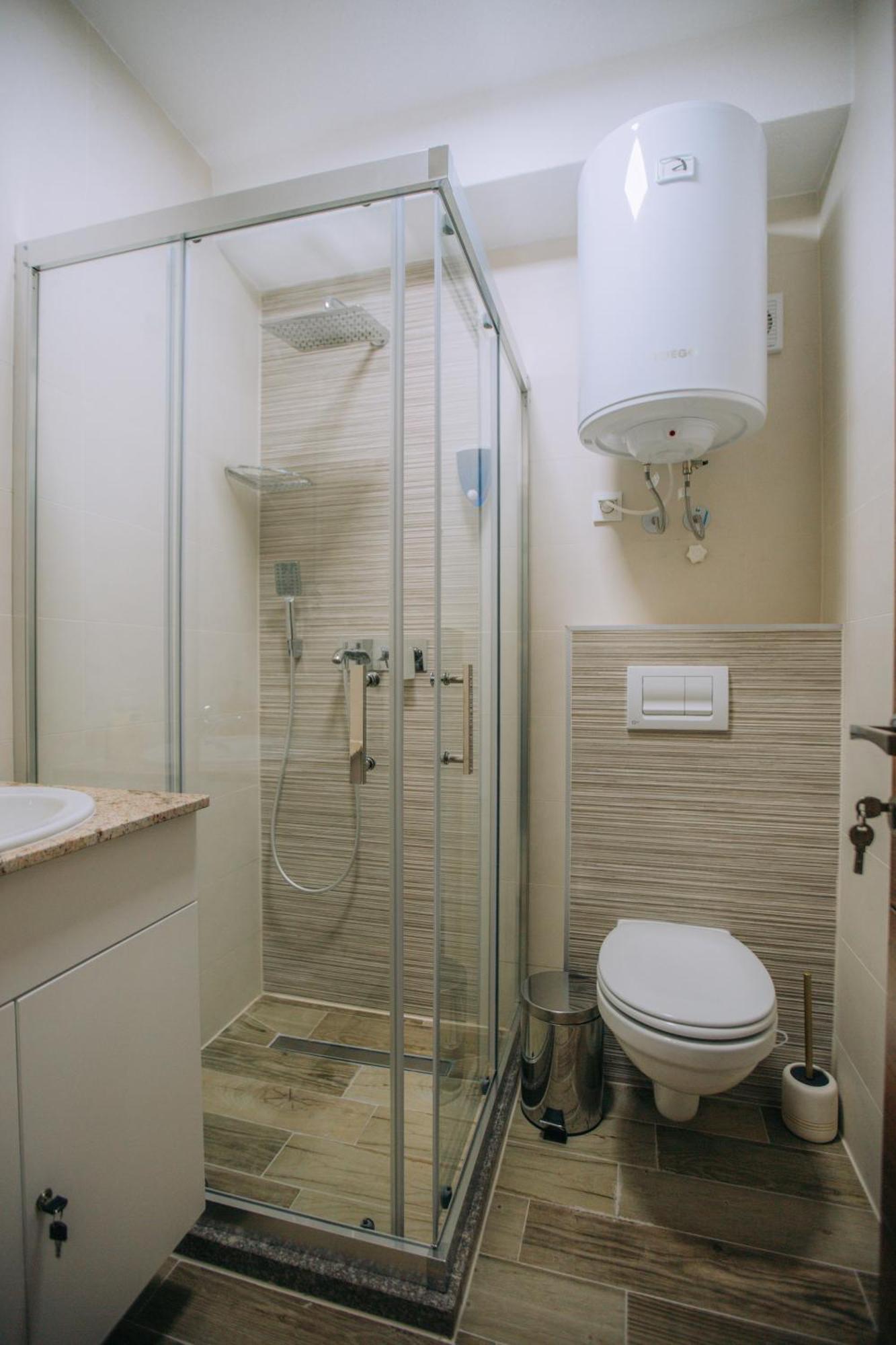 White Blue Ohrid - Luxury Apt, City Center, Private Parking, Balcony, Near Ohrid Lake Екстер'єр фото